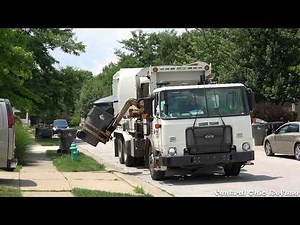 Revving Labrie Automizer Helping Hand Garbage Truck ~ City of Indianapolis