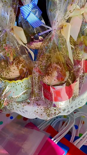 Wet n wild pool party fur my 17th birthday!