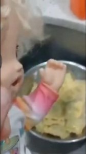 Baby Alive cooking twins get ready to suprise learn to potty twins