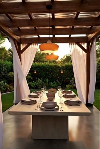 Outdoor Dining Table Ideas for Summer Nights ✨ #outdoorliving