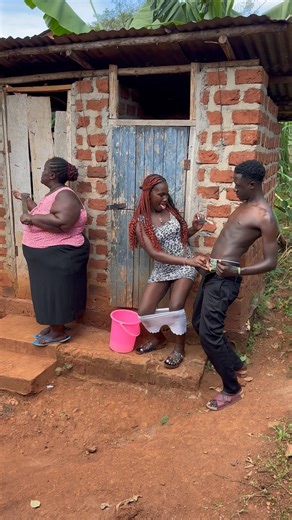 My protective mom😂😂😂😂🤣🤣🤣🤣🤣#viral #funnyshorts
