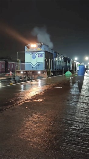 Why is the engine not switched off at the station? #railway #railwaygroupd #train