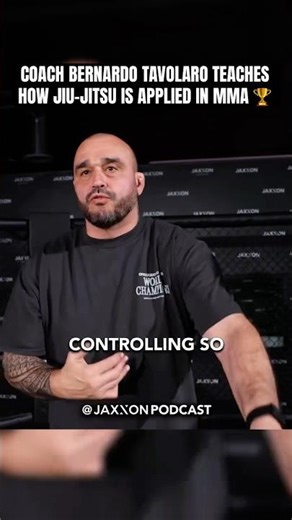 Santo Studio’s Coach Bernardo Tavolaro teaches how Jiu-Jitsu is applied in MMA and the in the UFC 🏆