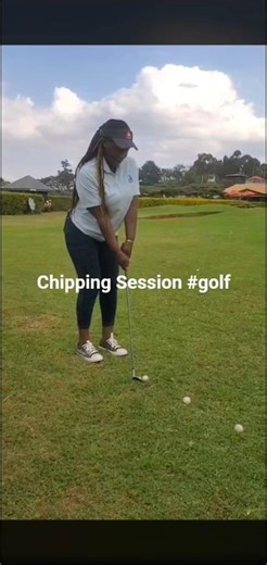 Golfing is fun! Rate My Chipping #golf #beginnergolf #youtubegolf