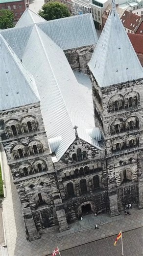 7.2K views · 97 reactions | Lund Cathedral was consecrated in the 12th century, this cathedral has become one of the main tourist attractions in the Nordics, with its majestic towers and altar that dates back to 1398. There is astronomical clock that dates from around 1425. It displays signs of the zodiac and the phases of the moon, and chimes twice a day while the three wise men and their servants pass and bow before the Virgin Mary and baby Jesus. | Swedish Outlook | Facebook