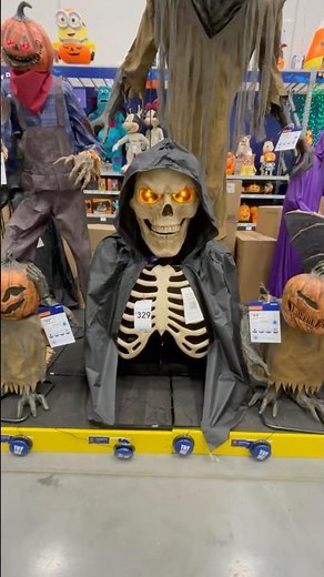 HUGE 5-FT Skeleton Is TERRIFYING! 💀😱 | Lowe’s 2026