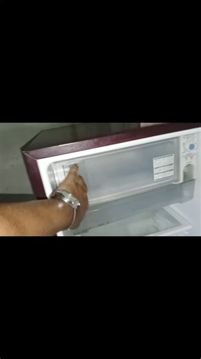 769K views · 4.9K reactions | फ्रिज में यह गलती कभी मत करना वरना आपको उठाना पड़ सकता है भारी नुकसान | Refrigerator Gas Charging #Fridge_gas_charging #Refrigerator_Repair #NS_Electric #reelsfb #reelindia | NS Electric | Facebook