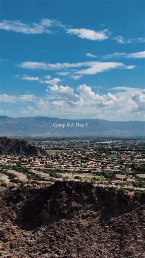 one of the most special days ever💗 the day recap: we started with a walk led by my mom, yoga in the morning (one of the girls is actually getting her yoga training so she led part of it too😊), an amazing vacay pool day, med bowls for lunch, and a sound bath led by @kellyaustinalchemy 💗 unbelievable day. Obsessed with this group of girls. Want to do this every weekend. Yoga fits by @abercrombie Sound bath fits by @leftonfriday | Katie Austin