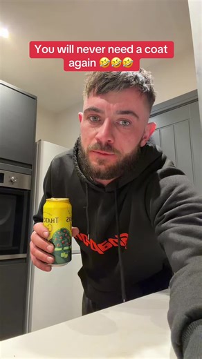 Essential Waterproof Hoodie for Builders and Contractors