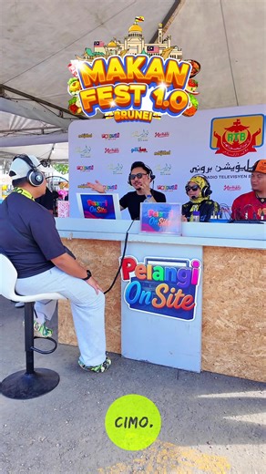 THANK YOU @Pelangi FM 91.4 / 91.0 FM untuk sesi temuramah kali ni sempena @MAKAN FEST BRUNEI Dalam sesi Pelangi OnSite . . Sambutan orang2 Brunei Memang padu🔥🔥 . LAST DAY MAKAN FEST 1.0 BRUNEI jumpa kamu di ✅COSUMER FAIR 2026 🗓️28/1 - 1/2/2026 📍ICC , BERAKAS ⏰10AM-10PM #cimochicken #firdausml #makanfest #cosumerfair2026 #stadiumhasanalbolkiah