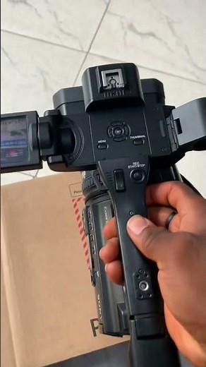 Sony Z150 4K Camcorder With high definition 4K display for live stream & video record (UK open box)