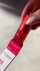 Water Lip Stain = the perfect no makeup makeup lip 💋 | Clarins