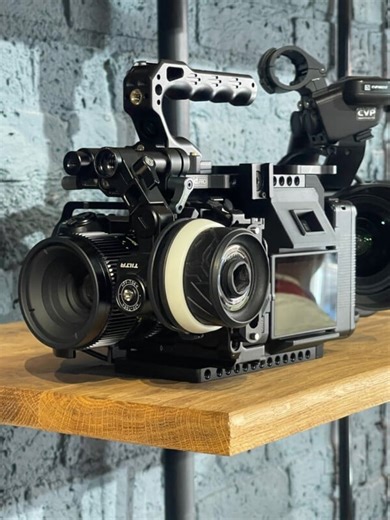 The Rigid.PRO Cinerig Base Tames Mirrorless Cameras for Filmmakers
