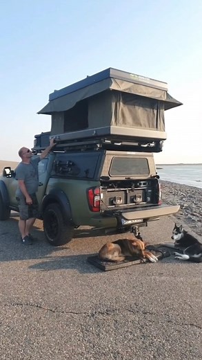13K views · 482 reactions | Thoughts on this ELECTRICAL ROOF TENT set up? How cool is this for a set up by @kenuadventure ! A roof top is a great way to get on the road for cheaper than buying and converting a van, and this tent is one of the best we’ve ever seen! #rooftoptent #rooftent #camping #glamping #camp #carcamping #travel #explorer #crazy | Camper Hacker | Facebook