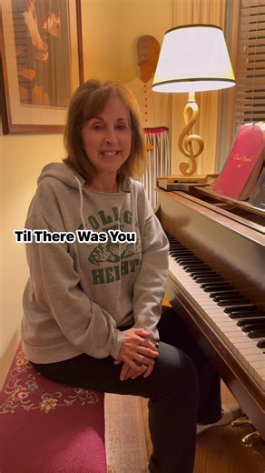 Can’t tell you how many times I’ve seen this movie and taught the songs !!! Pure gold……. “Meet me at the footbridge❤️” What musical ???? #glendaatthegrand #broadwaymusical #themusicman | Glenda Austin - Pianist