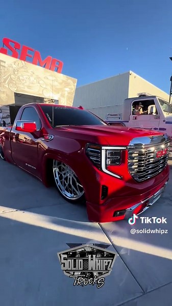 Custom Bagged GMC Short Bed with 30-inch JTX Forged Wheels at SEMA 2024