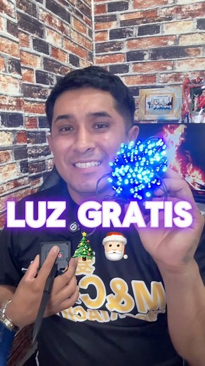 Luces navideñas con panel solar 🎄😱🤩 10 metros de luz con 200 focos 💡 🥰 🔌 Sin enchufes y olvídate ya de los altos costos de recibos de luz en diciembre ⚡️🥳 #panelsolar #lucesnavideñas #lucesdenavidad #navidad #solar | M&C Importaciones