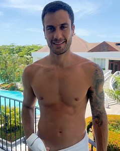 1.9K reactions · 43 shares | Dì addio a rasoi e cerette: prova Braun Silk Expert Pro 5 per 2 anni di pelle liscia! | Braun | Facebook