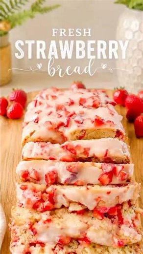 Strawberry Bread 🍓 #bakewithme #baking