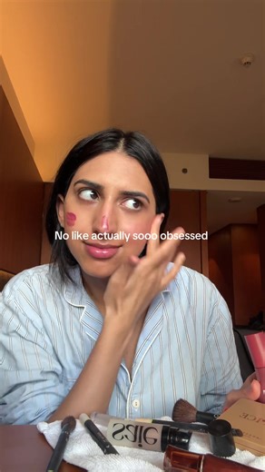 Transform Your Look with This 10-Minute Glowy Makeup Routine