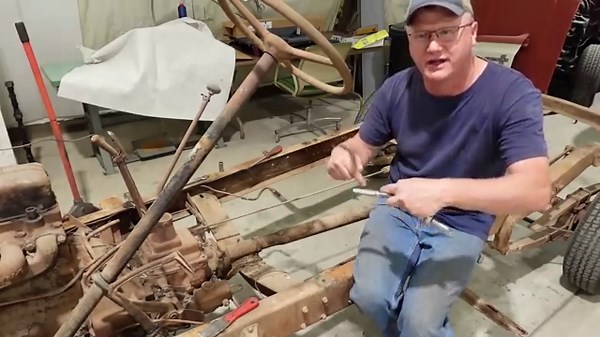 1940 Chevy Pickup Complete Rebuild - Part 3 - The Bare Chassis