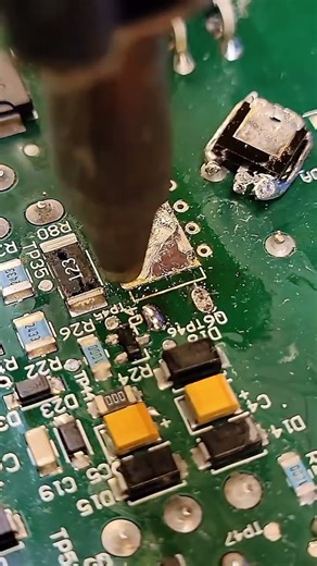 I Got The Solder Wick Braid And Some Flux But Maybe Should Try Using The Desoldering Iron Instead