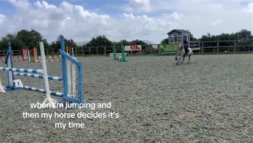 Hilarious Horse Show Jumping Fails