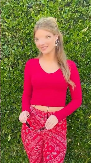 Love at first sight 👀❤️ #hannahstocking #shorts