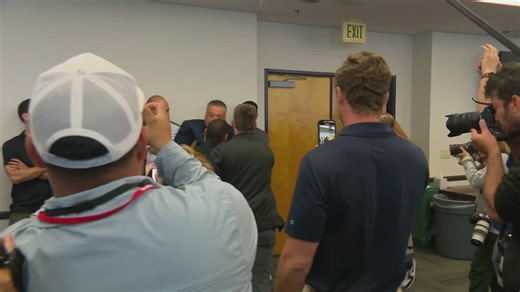 California Senator Alex Padilla forcibly removed from Kristi Noem’s LA press conference