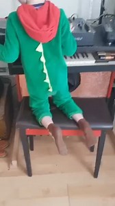 THROWBACK!!! “You’re doing something different there Jay and mixing in the breakdown ………. Am I 😬😬😬” 🤣🤣🤣 with the biggest smile on his face he absolutely loved learning to play Jay was like this CONSTANTLY when he was little always learning, always practicing and most importantly always having fun which is what music is all about #music #dj #djlife #techtrance #trance #practice #fun #pioneer #technics | Pulsar Digital & Vinyl Sessions