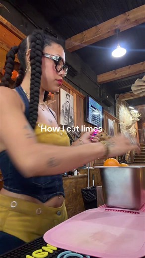#limes #cuttinglimes #bartenderlife | How To Cut Fruit