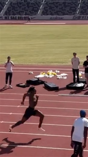 #MaxThomas #OnRunning’s fastest to date training at Mt Sac days after a pr 9.90 100m performance.