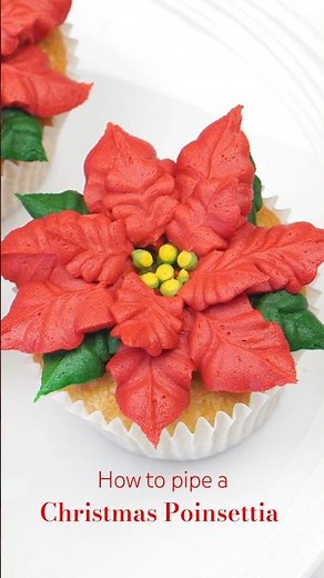 Pipe A Beautiful Christmas Poinsettia - Cupcake Piping Techniques