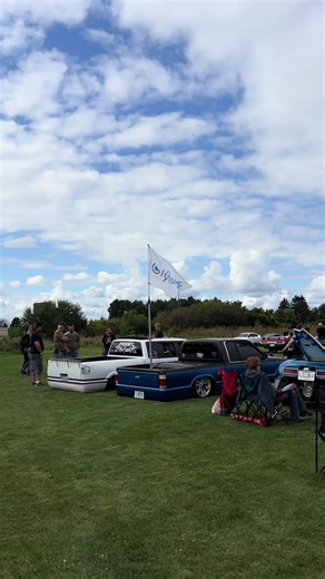 Only Freaks: Mazda Trucks Slammed in MN