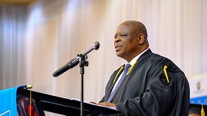 Raymond Zondo did not breach Judicial Code of Conduct: Judges Matter - SABC News - Breaking news, special reports, world, business, sport coverage of all South African current events. Africa's news leader.