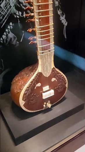 Ravi Shankar's Sitar - Made by Nodu Mullick, Calcutta, 1961 - British Museum in London #shorts