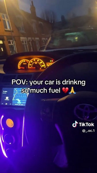 Why am i getting BMW mpg on a yaris🙏💔 #relateable #driving #petrol #pov #uktiktok