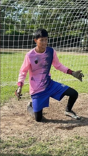 Goalkeeper new tips guys 🔥 #shorts #youtubeshorts #goalkeeper #football #ytshorts #shortvideo