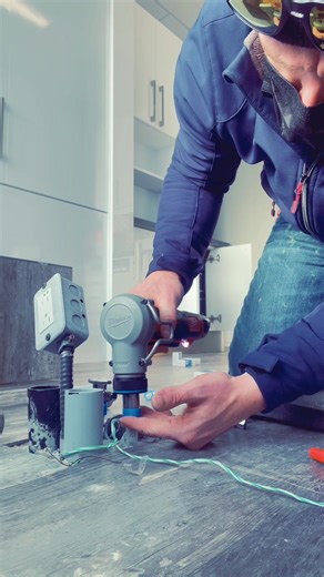 @milwaukeetool expansion tool is the best! ##plumbing #plumb #plumber #canada #plumbersoftiktok #work #worklife #hamilton #niagara #halton #milwaukee