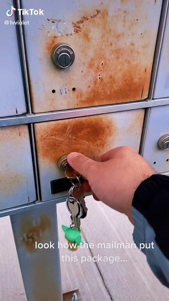 Exploring Rusted Mailboxes in Outdoor Environments