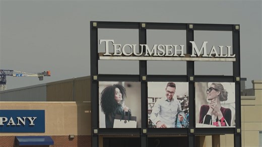 Police searching for suspects after reported, attempted smash-and-grab thefts at Tecumseh Mall