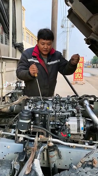 Engine Repair Tips from Outdoor Mechanics