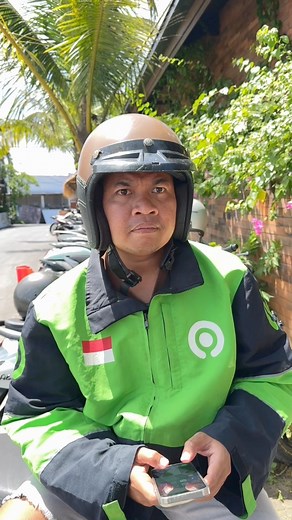 2.7M views · 30K reactions | Came to Bali for the beaches, left with a free tattoo from the pavement #aussie #bali #scooter | ReeseBros | Facebook