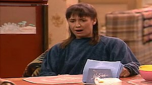 Watch Roseanne Season 3 Episode 10 - Dream Lover