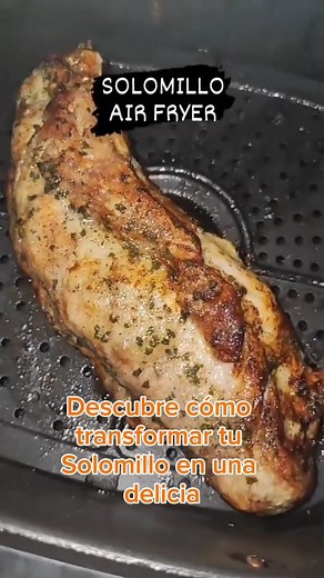 🍖 SOLOMILLO EN AIRFRYER 🍖 📌 INGREDIENTES: 🟢 Un solomillo de cerdo (aprox.500 gr) 🟢 Sal 🟢 Ajo en polvo 🟢 Pimienta negra 🟢 Perejil PREPARACIÓN 👇👇 1️⃣ Precalentamos la freidora de aire 10 min/200° 2️⃣ Mientras aliñamos el solomillo por los dos lados 3️⃣ Metemos en la Air fryer 20 min/200° y cuando se consuma la mitad del tiempo pinchamos la superficie, damos la vuelta y dejamos que se termine de hacer 4️⃣ Sacamos y cortamos al gusto SUGERENCIAS😉 🟢 Si lo queréis menos hecho dejar 15 minu