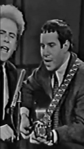 "Homeward Bound" - Simon and Garfunkel [Live on Canadian TV, 1966].