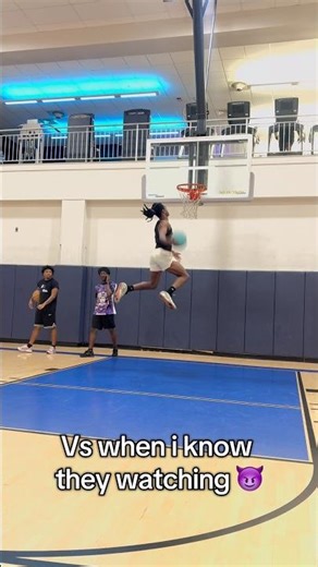 They wasn’t impressed though 🤥🤣 #basketball #dunking #dunk #viral