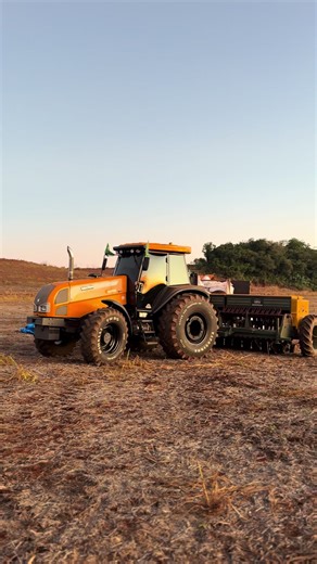 Trigo e colheita no Brasil com Valtra