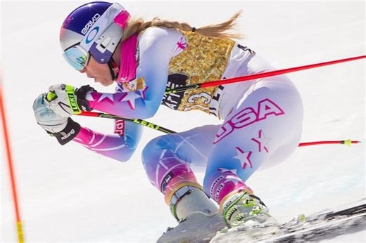 How fast does Lindsey Vonn ski?