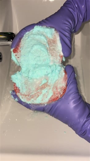 Satisfying Sponge Cleaning with Liquid & Powder Paste